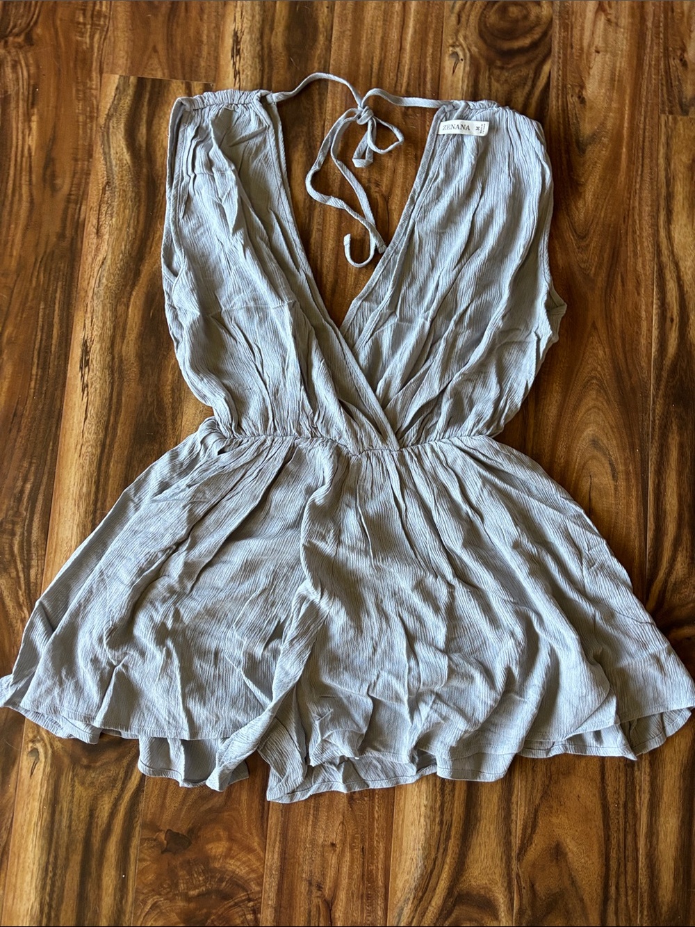 Zenana Outfitters Light Gray V-Neck Sleeveless Romper with Tie Back